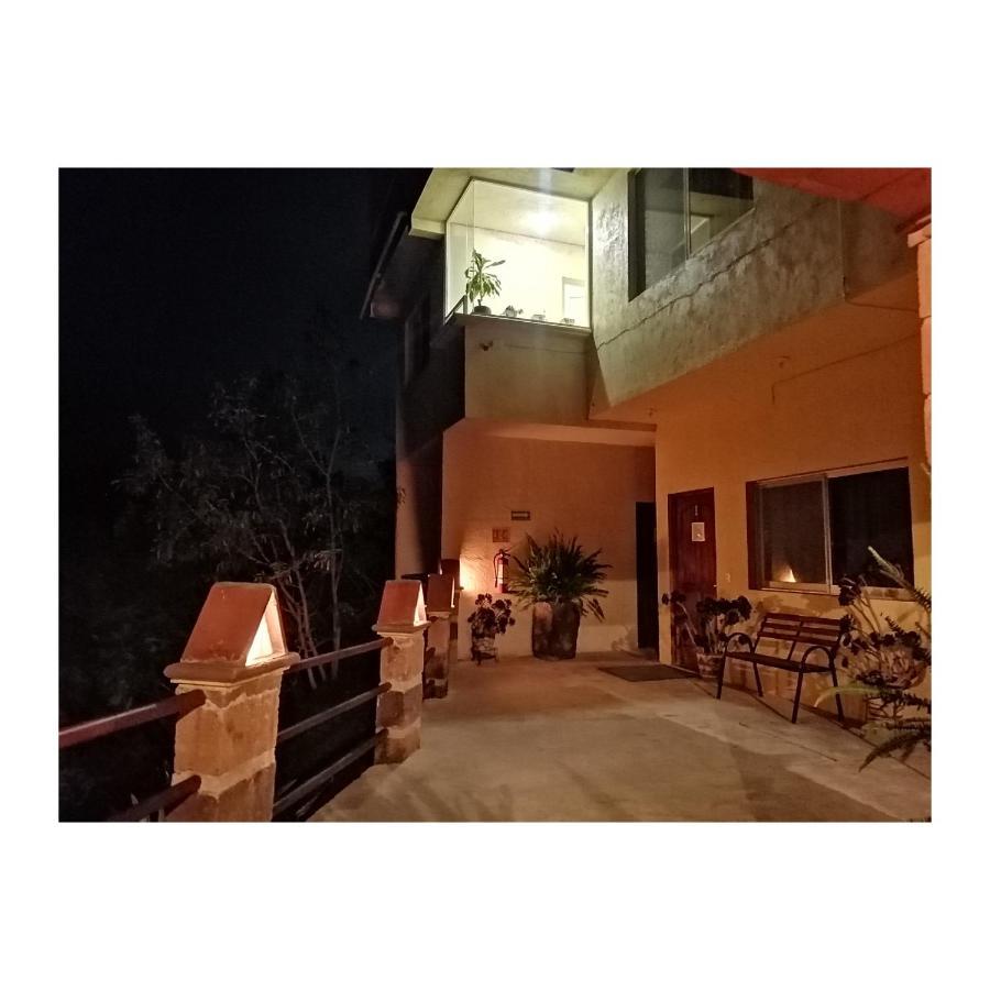 Hotel Casa Del Arbol Bernal Buitenkant foto