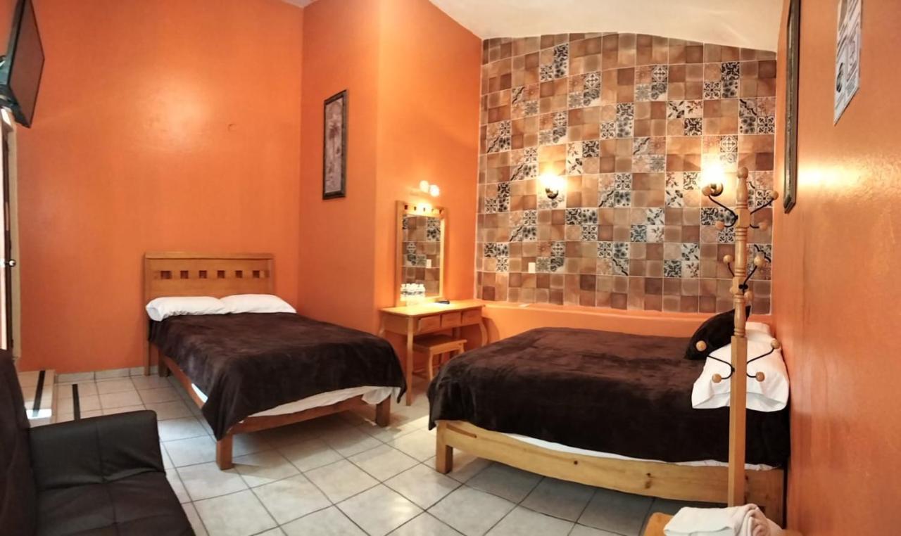 Hotel Casa Del Arbol Bernal Buitenkant foto