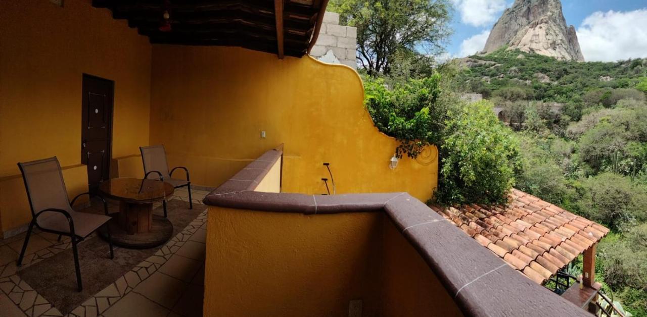Hotel Casa Del Arbol Bernal Buitenkant foto