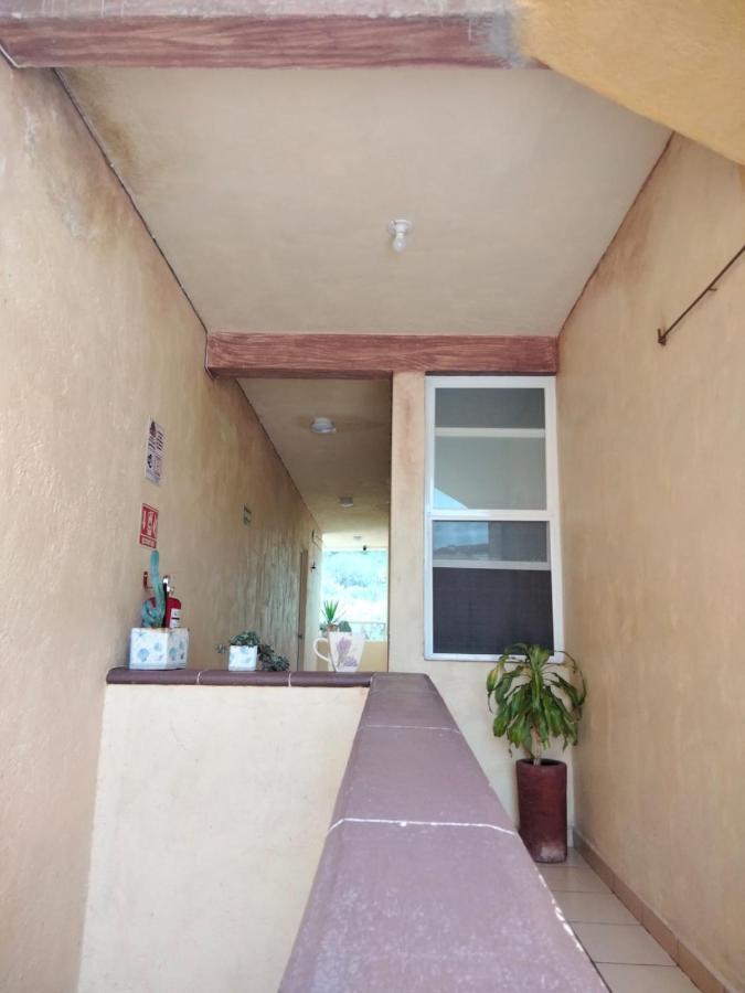 Hotel Casa Del Arbol Bernal Buitenkant foto